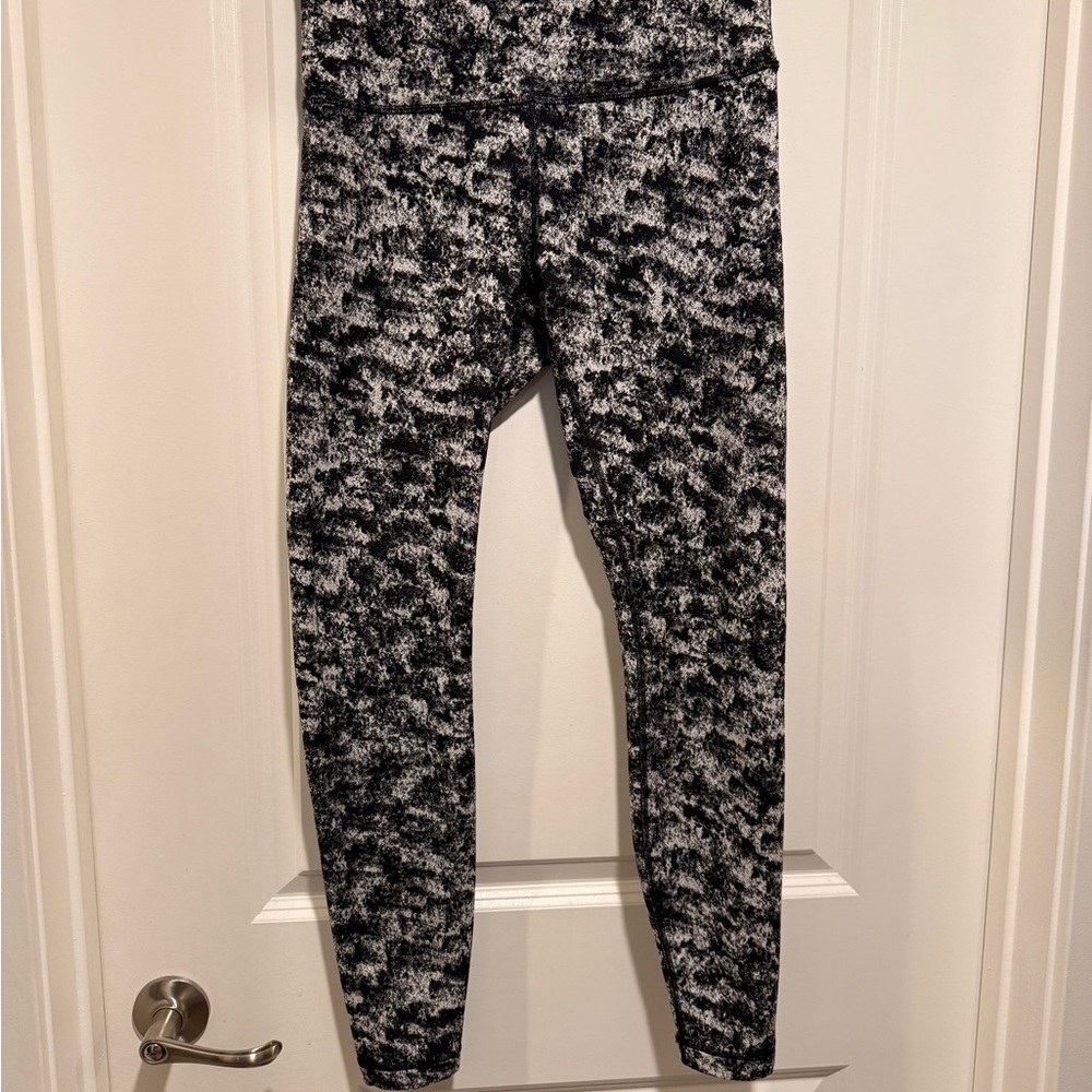 Lululemon Athletica Monochrome Patterned Leggings